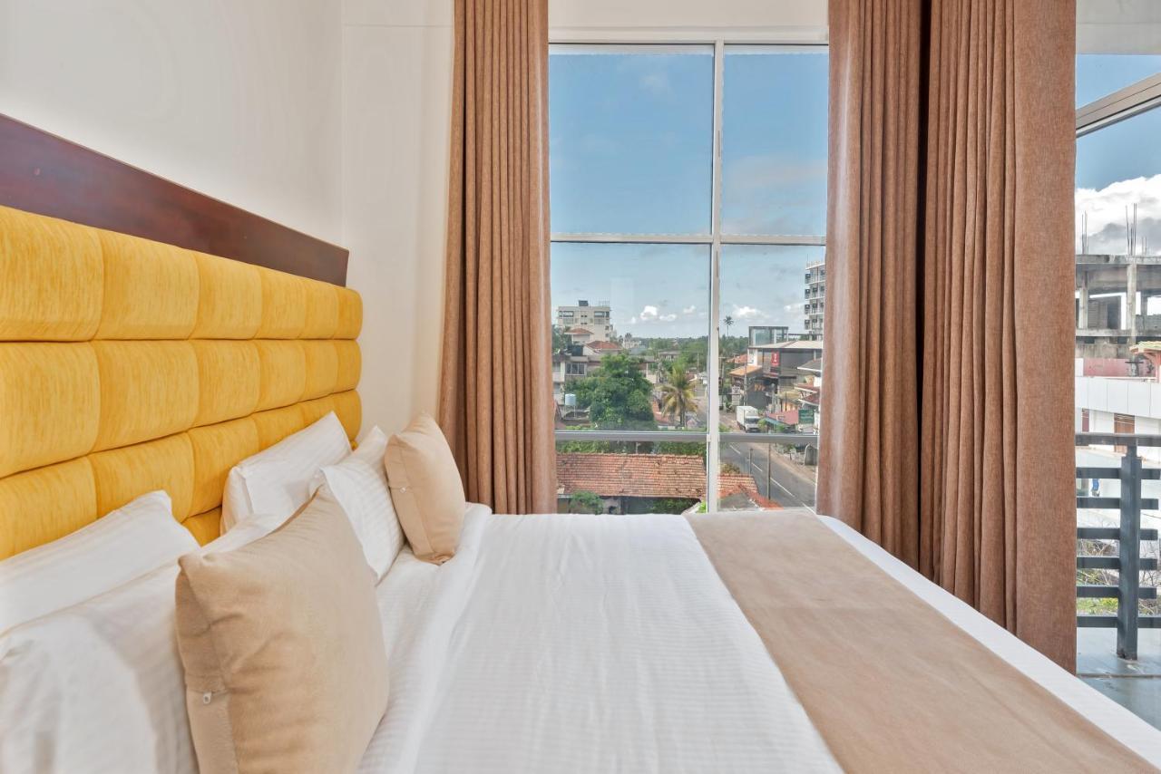 Beverly Beach Negombo Ngoại thất bức ảnh