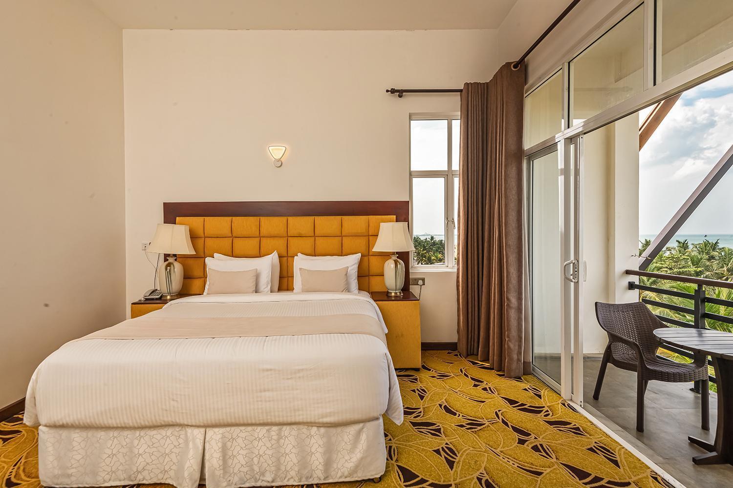 Beverly Beach Negombo Ngoại thất bức ảnh