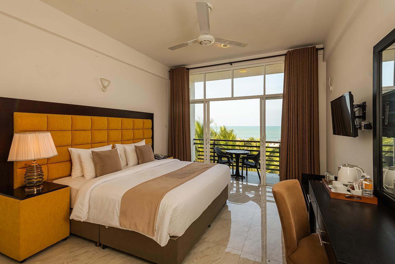 Beverly Beach Negombo Ngoại thất bức ảnh