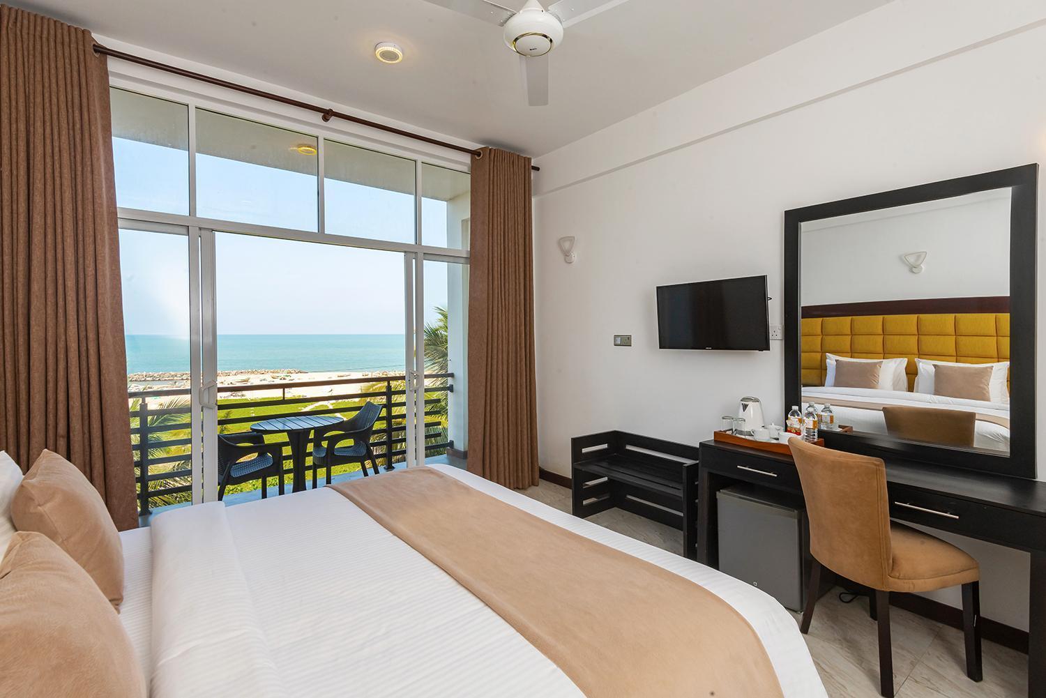 Beverly Beach Negombo Ngoại thất bức ảnh