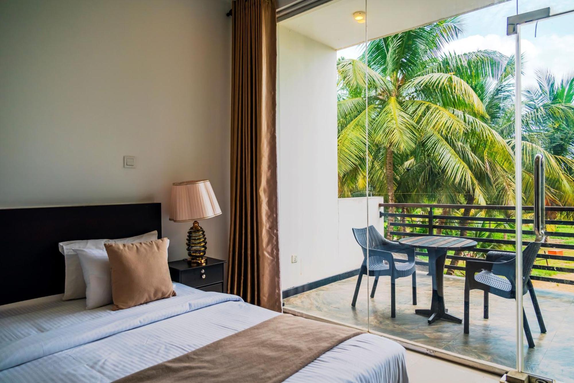Beverly Beach Negombo Ngoại thất bức ảnh