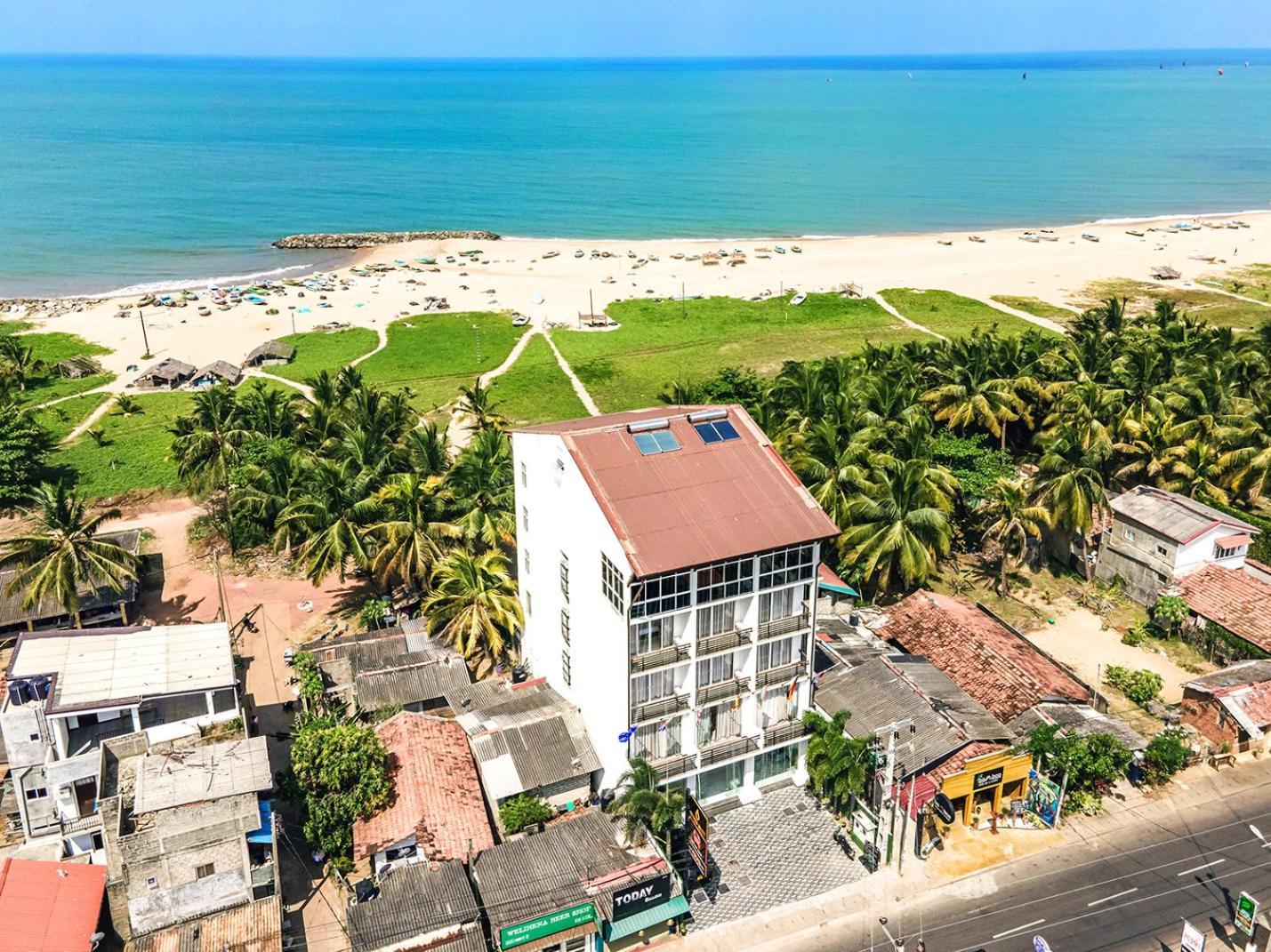Beverly Beach Negombo Ngoại thất bức ảnh