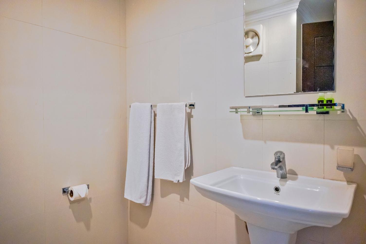 Beverly Beach Negombo Ngoại thất bức ảnh
